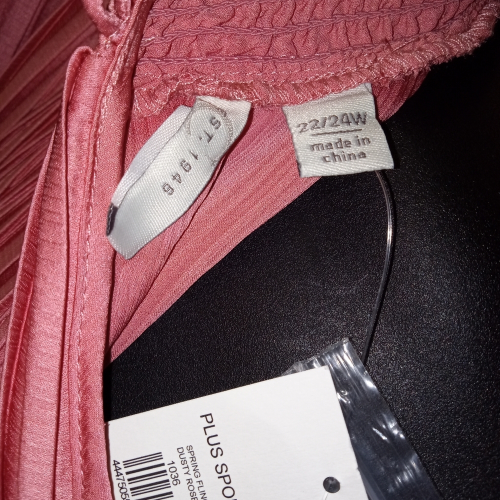 Pleated Pink Ruffled Blouse NWT - Picture 7 of 8